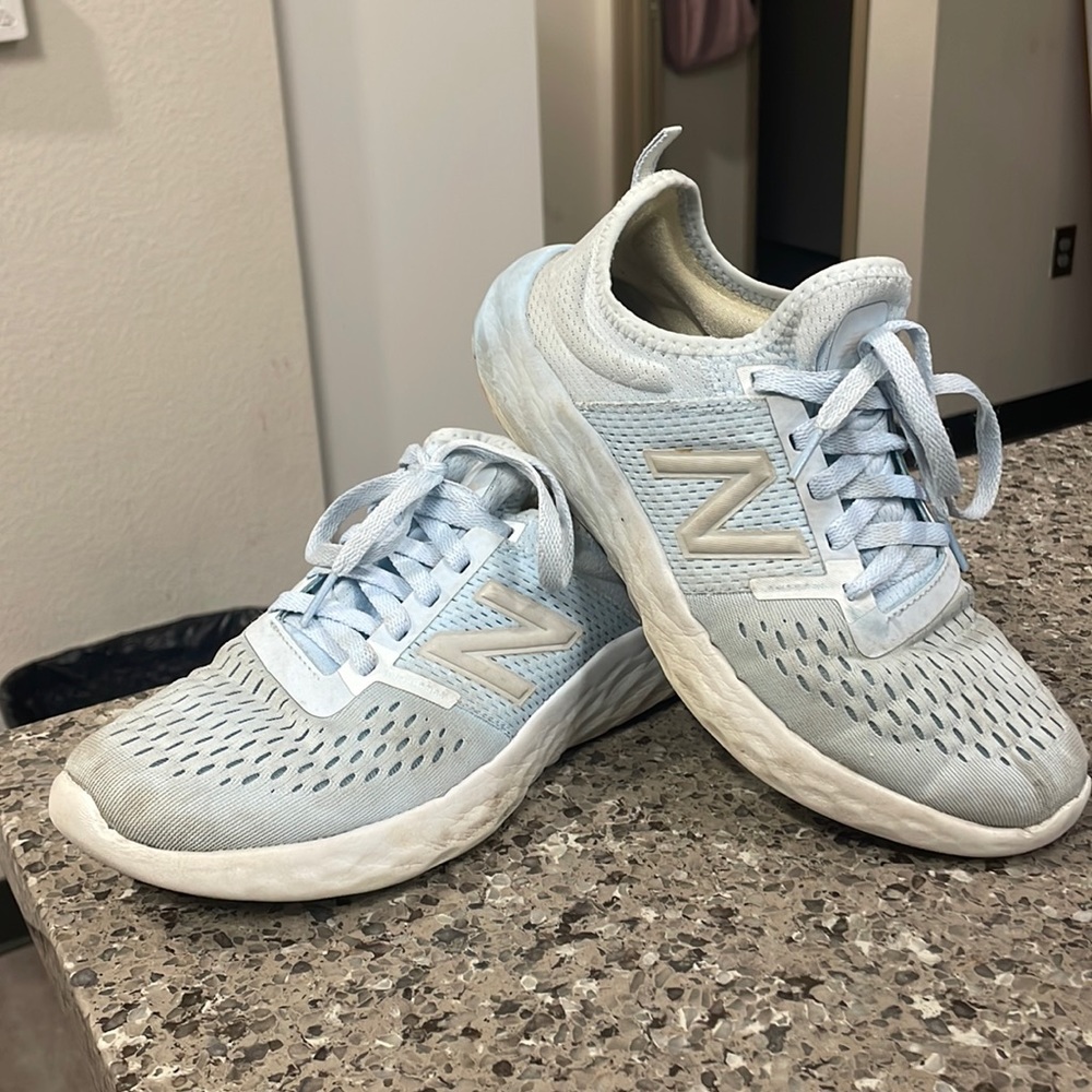 New Balance size 9, light blue